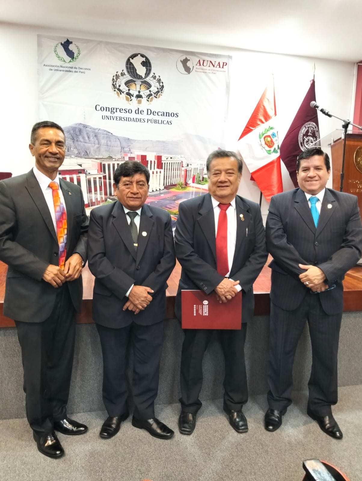 PARTICIPACIÓN EN EL CONGRESO DE DECANOS DE UNIVERSIDADES PÚBLICAS DEL PERÚ