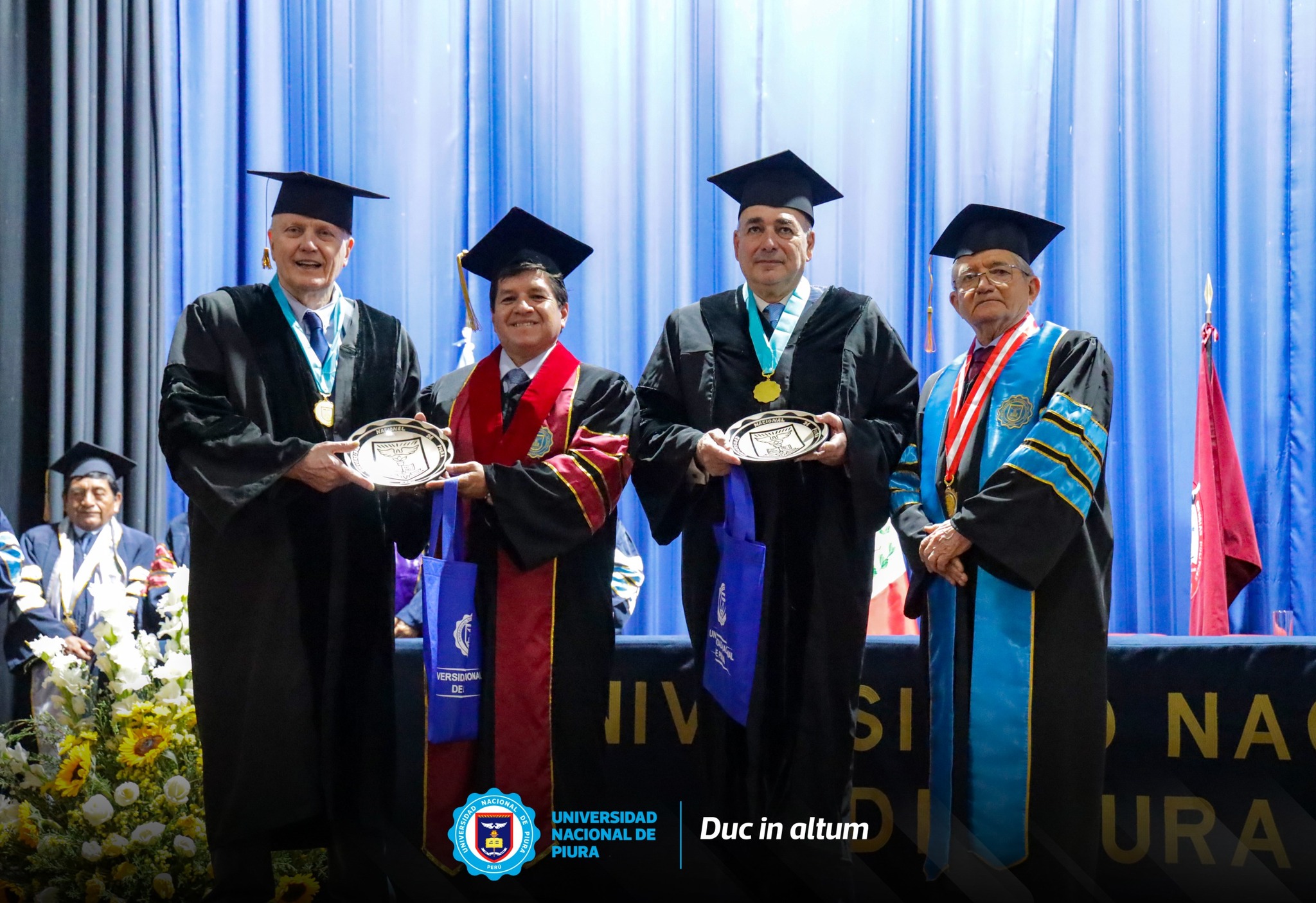 Ceremonia de Honoris Causa – Facultad de Derecho y Ciencias Políticas UNP