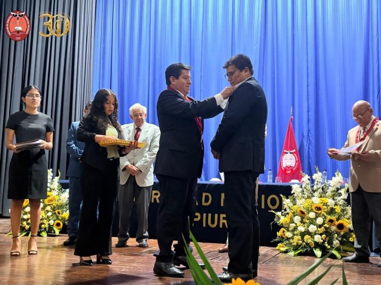 Facultad de Derecho y Ciencias Políticas-UNP (28)