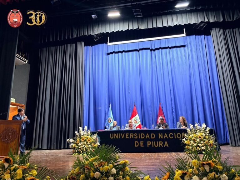 Facultad de Derecho y Ciencias Políticas-UNP (47)