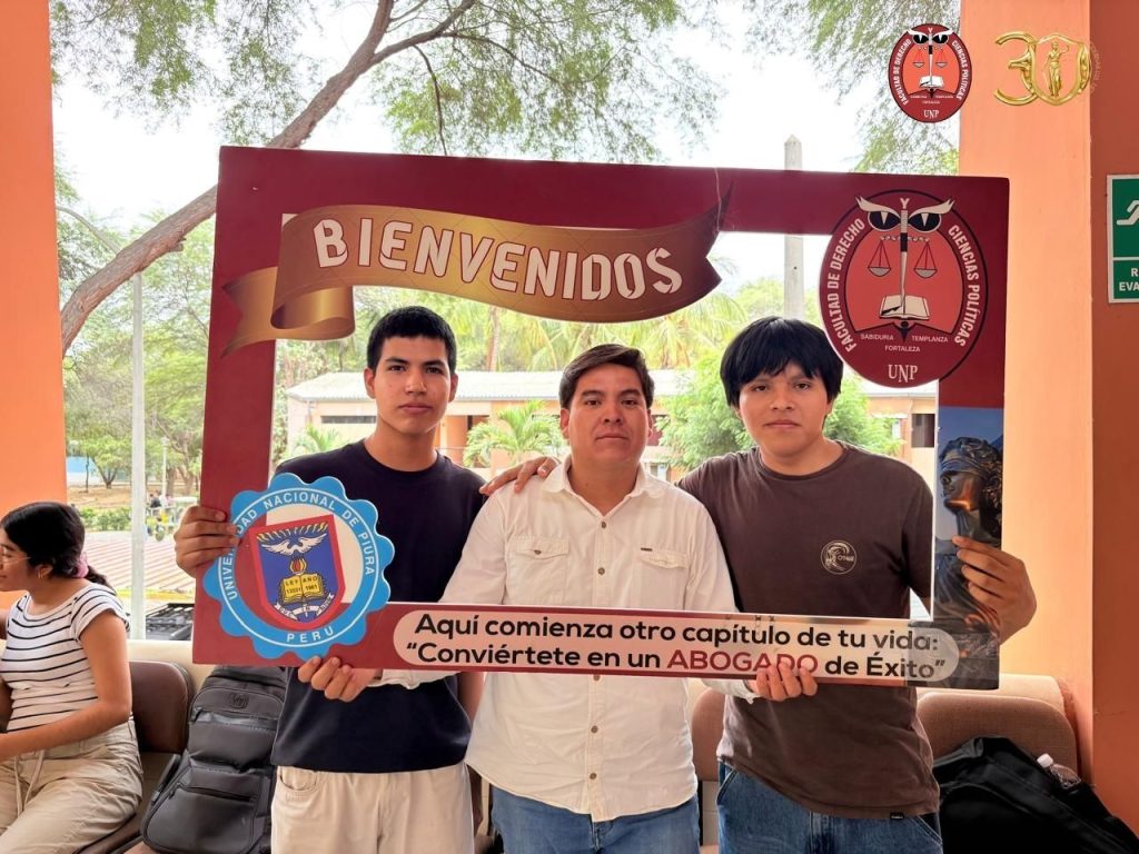 DIPLOMA JOSE PALOMINO MANCHEGO (14)