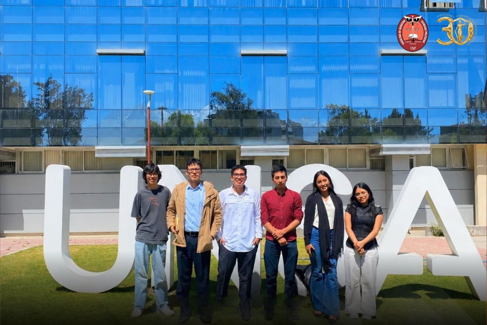 ¡ORGULLO DE NUESTRA FACULTAD EN EL TORNEO DESCENTRALIZADO DE DEBATE UNIVERSITARIO!