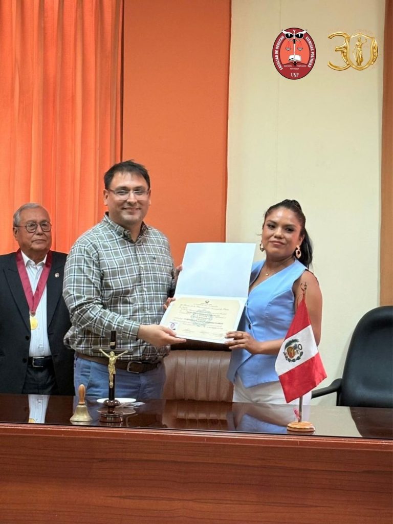 DIPLOMA JOSE PALOMINO MANCHEGO (46)