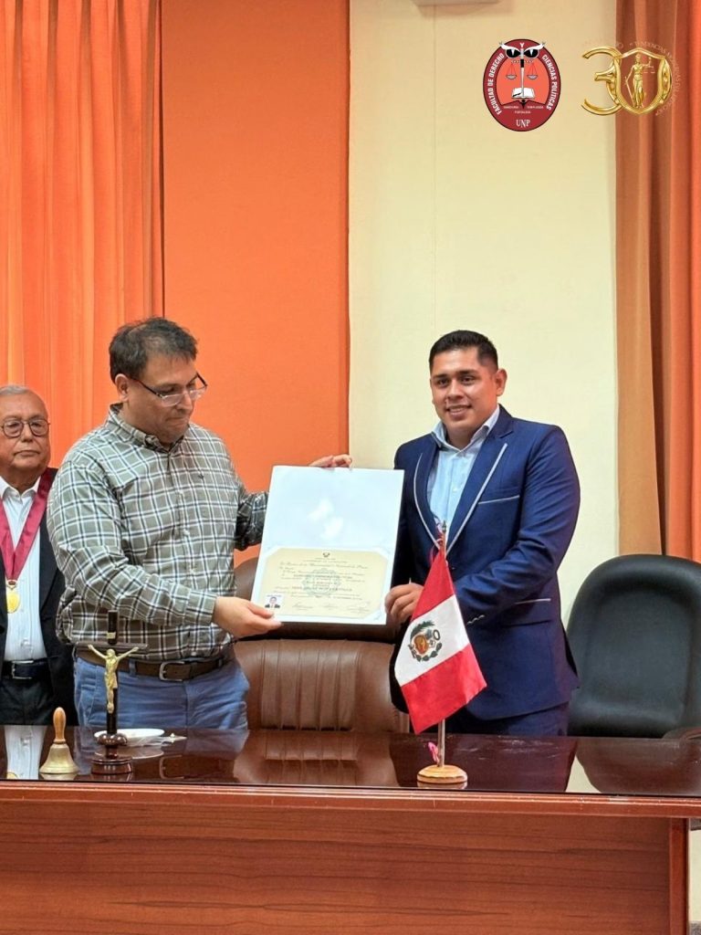 DIPLOMA JOSE PALOMINO MANCHEGO (49)